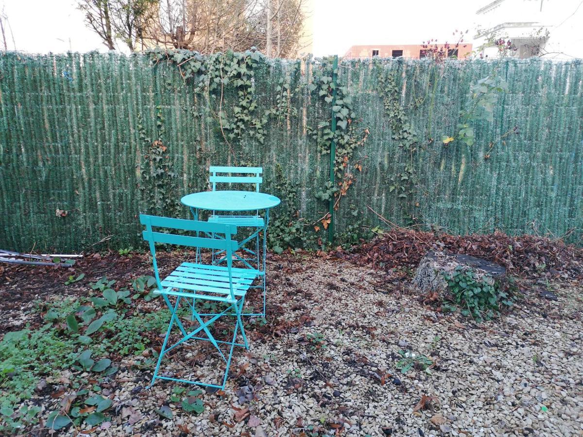 Studio De Charme, 30' Paris, 5' Evry, 10' Orly Ris-Orangis Exterior photo